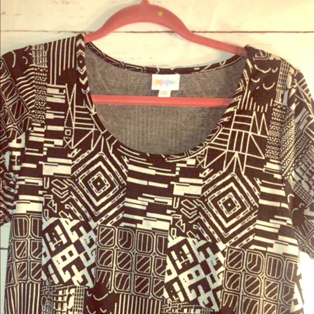 Medium Classic T from LuLaRoe